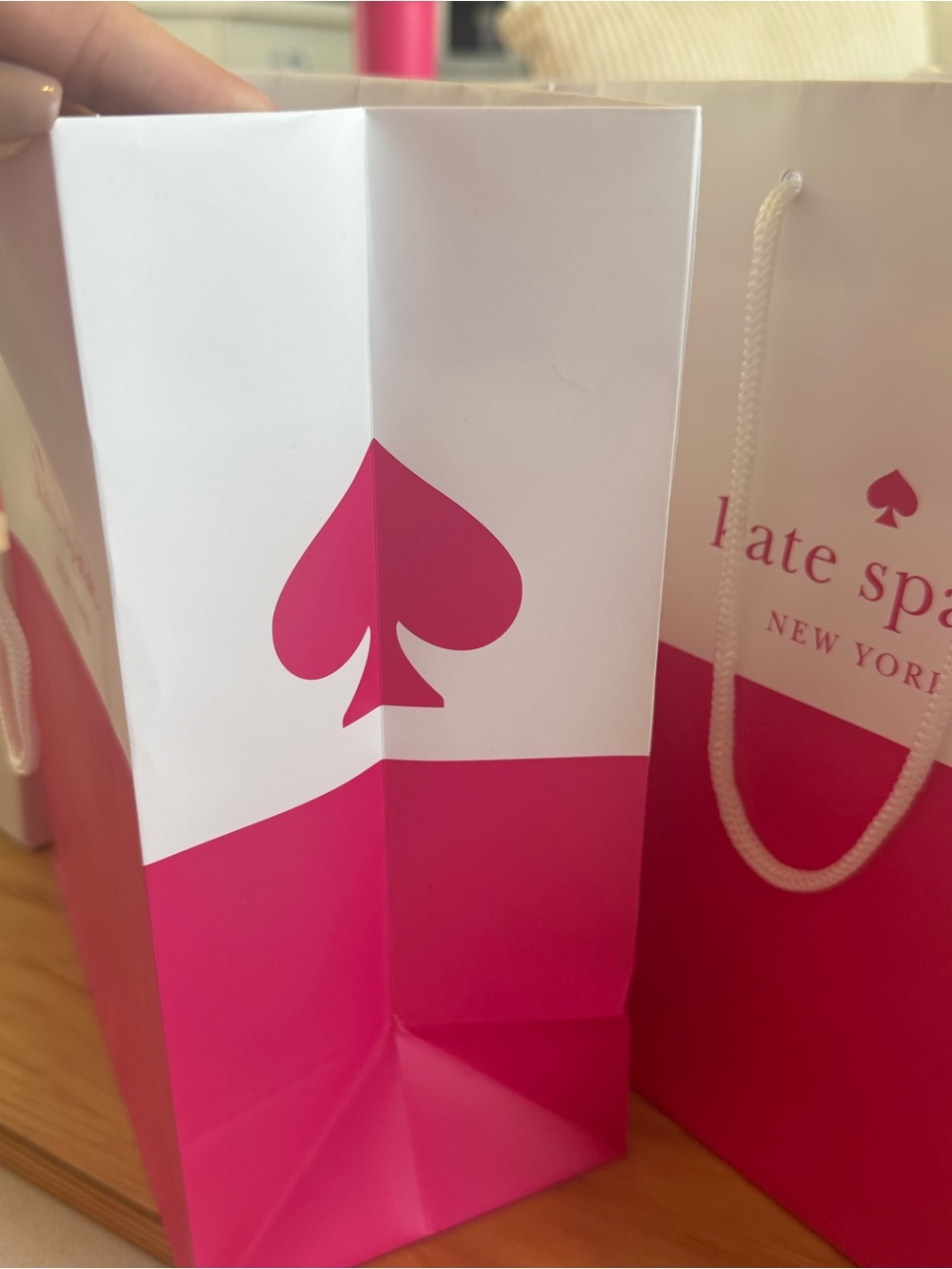 kate spade Pink and White Gift Bag & Box Set bridal shower party decor - Picture 16 of 16